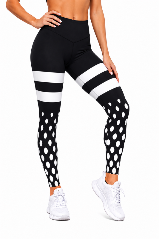 Blackout Pulse - Gym Leggings | KrookedVibe